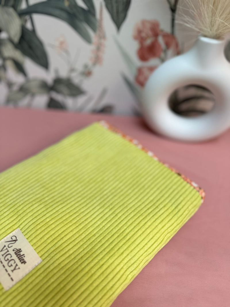 Housse Livre/Liseuse Anis